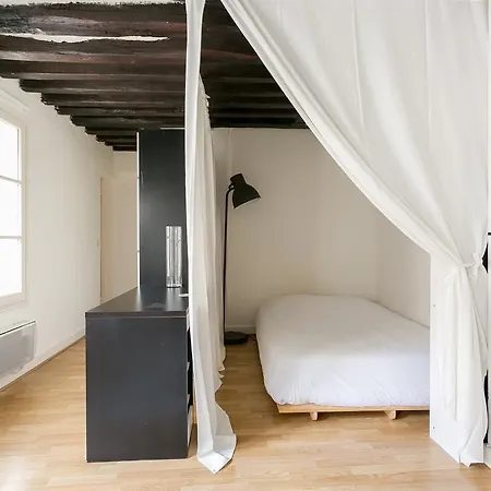 Appartments In Saint Germain Des Pres *