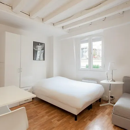 Appartments In Saint Germain Des Pres Παρίσι
